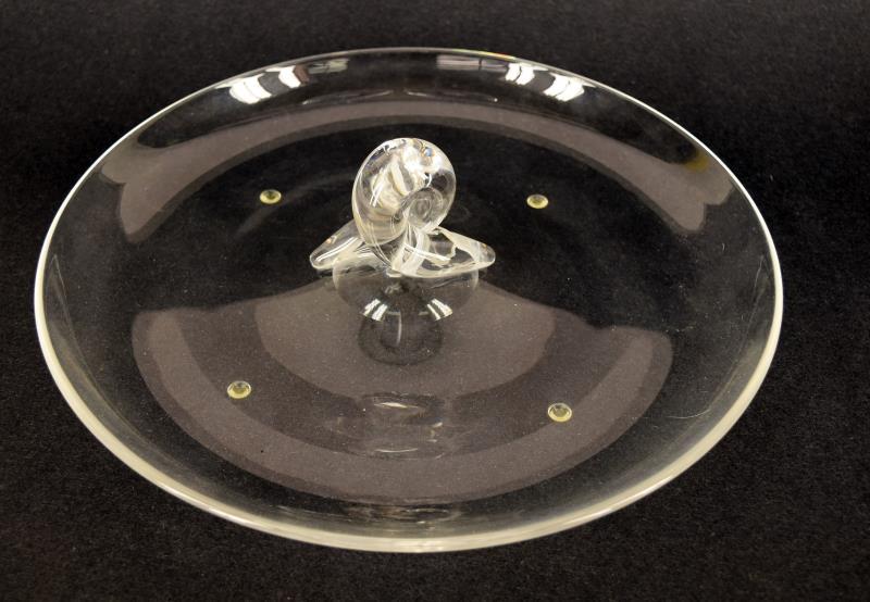 Steuben Loop Handle Canape Tray: Featuring The 10.5" Canape Tray #8045 By Steuben. Signed And In Excellent Condition, No Nicks, Chips Or Cracks.