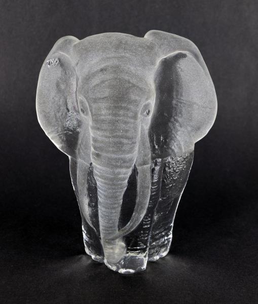 Mats Jonasson Elephant Sculpture (1 of 6)