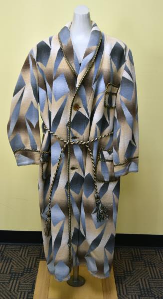 Beacon Blanket Ombre Wool Geometric Pattern Tan (1 of 7)