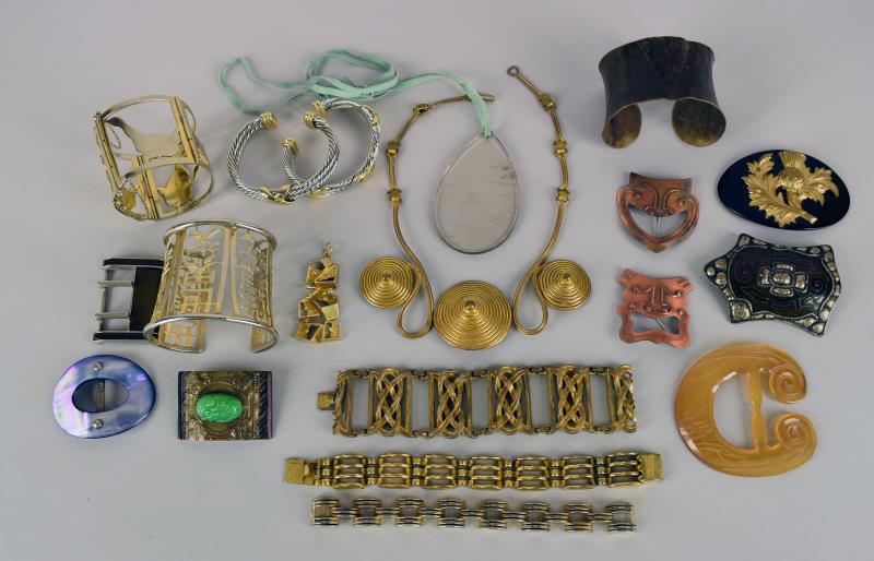 A Collection Of Jewelry (1 of 4)