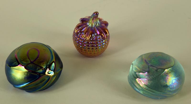 Three Iridescent Paperweight O B G And Gibson: Featuring Two Iridescent Paperweights Signed O B G, Ornamental Blown Glass Artist Paperweight From Lynwood, Washington. Together With A Gibson Iridescent Pumpkin Form Paperweight. All The Paperweights