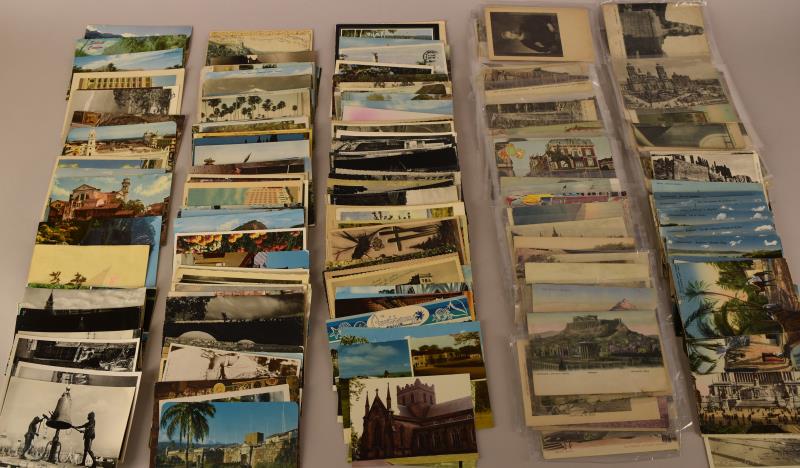 Large Group Of International Post Cards: Featuring Various Countries And Cities, Germany, Italy, Russia, Middle East, England, Belgium, Ireland And More. Over 100 Post Cards From The Early 1900's To The 1970's. Many Are Black And White Photo