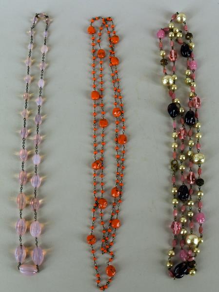 1920's & 30's Glass Bead Necklaces: Featuring Three Glass Bead Necklaces From The 20's & 30's, Probably Czech Beads. Two Very Long Flapper Length Necklace At 50" Each. Together With An Opalescent Necklace At 26". All In Good Condition, 