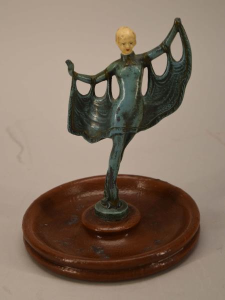 Art Deco Gerdago Style Lady Sculpture (1 of 6)