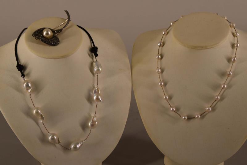 Sterling Silver Cultured Pearl Jewelry: Featuring A Sterling Silver Clasp And Fresh Water Pearl 16" Necklace, A Baroque Pearl And Leather 28" Adjustable Necklace And A Sterling And Marcasite Floral Pin. Al In Very Good Condition.