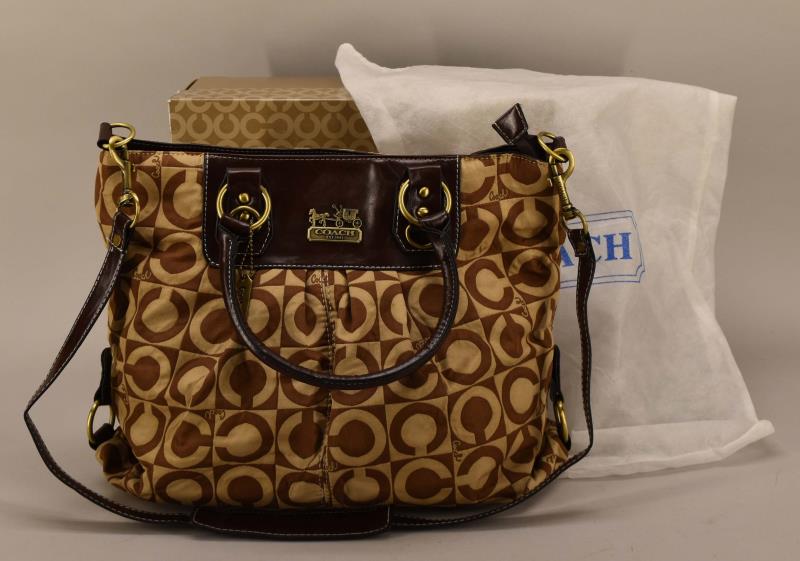 Coach Tote Handbag In Original Box (1 of 8)
