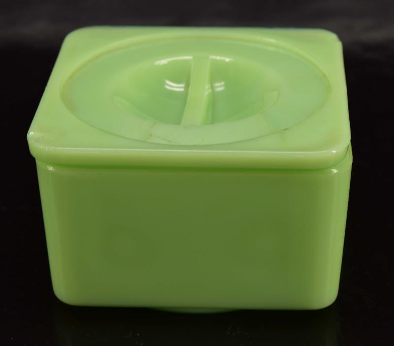 Vintage Jaidite Jeanette Square Dish (1 of 4)