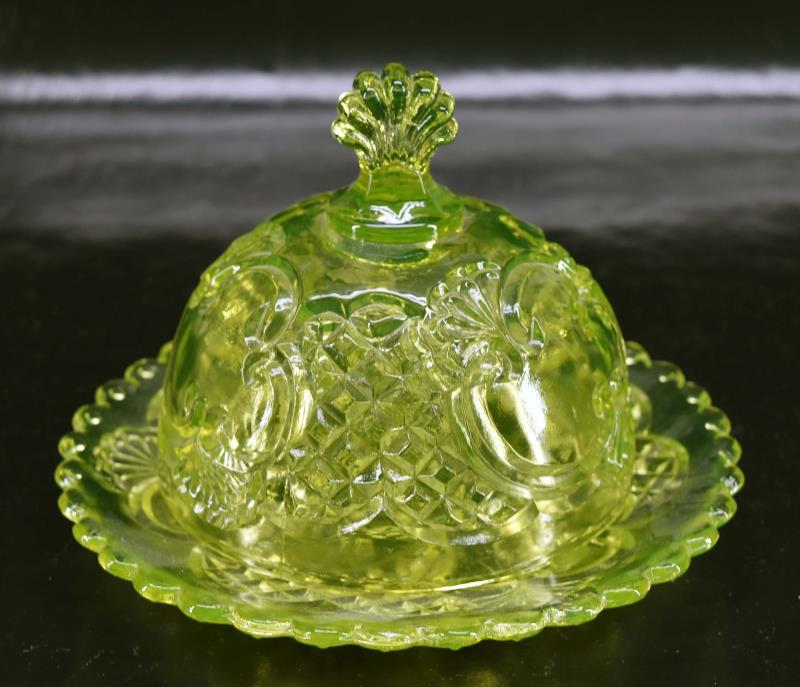 Vaseline Glass Croesus Round Butter Dish (1 of 6)