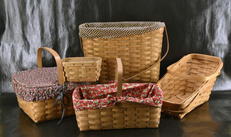 Five Vintage 1980's Longaberger Baskets (1 of 10)