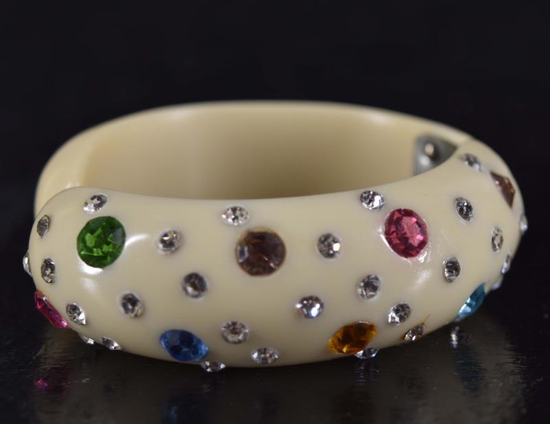 Ivory Cream & Rhinestone Acrylic Clamper Bracelet (1 of 5)