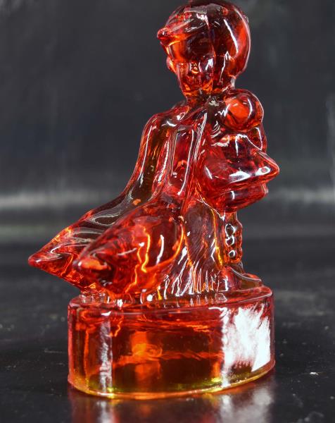 L. E. Smith Amberina Glass Girl With Geese (1 of 3)