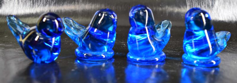 Four Leo Ward Blue Bird Of Happiness Figures (1 of 8)