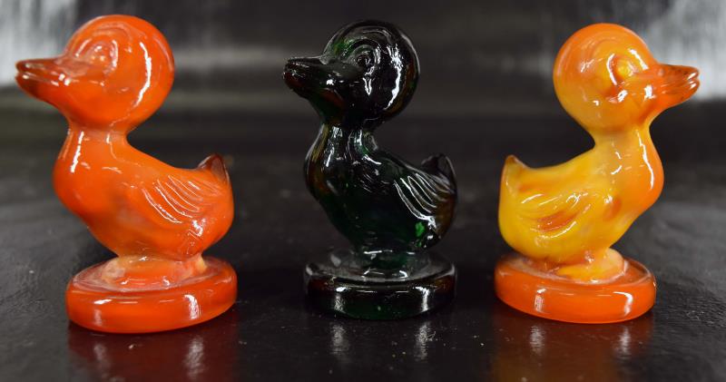 Three Boyd Glass Ducks (1 of 4)