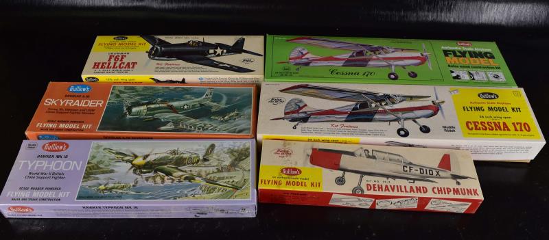 Six Guillow's Model Airplane Kits (1 of 8)