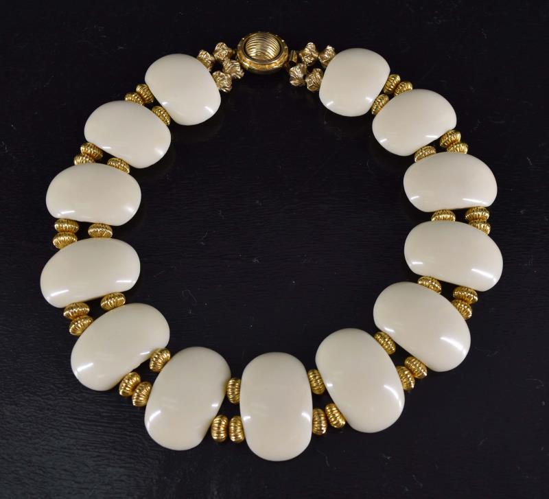 William Delillo Collar Necklace (1 of 3)