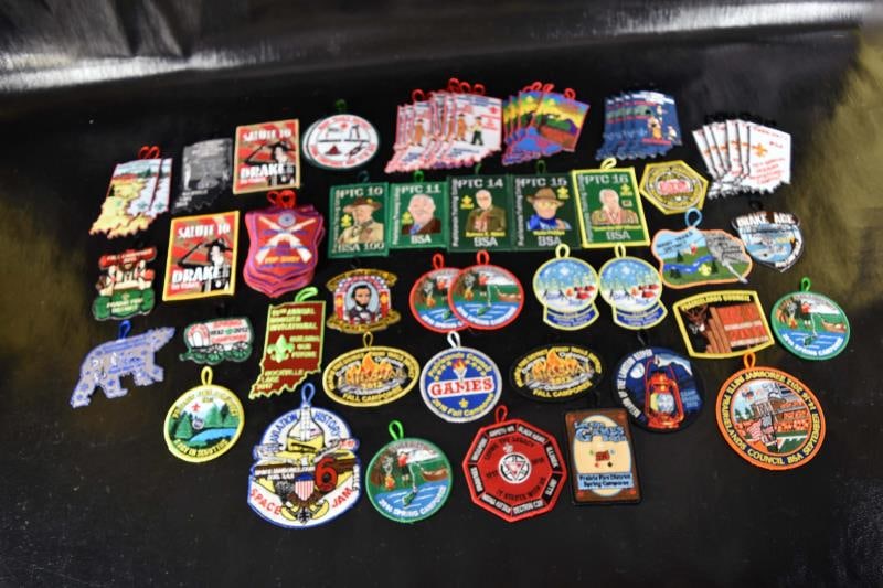 2010's Group Of 60+ Boy Scout Badges Or Patches: Featuring A Group Of 65 Boy Scout Patches Or Badges, Dating Between 2010-2018. Various Camps, Trails, Activities And Events. Mot Are Button Loop Patches.