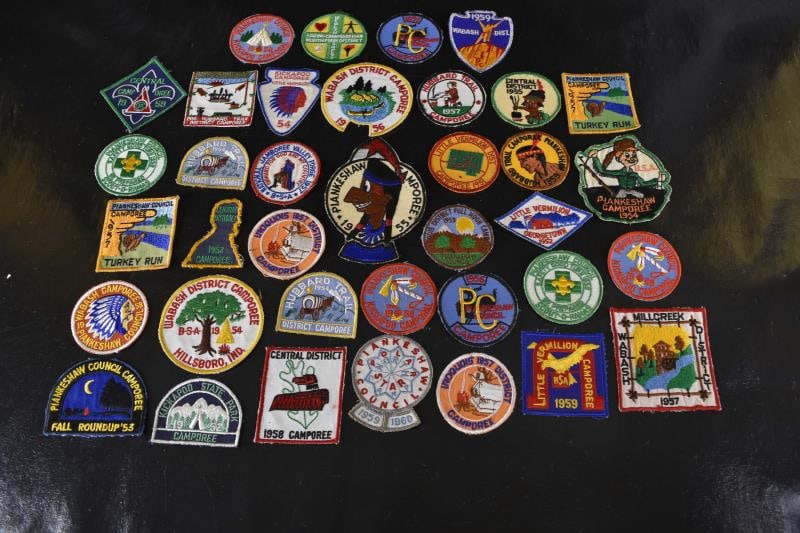 1950's Group Of 35 Boy Scout Badges Or Patches (1 of 10)