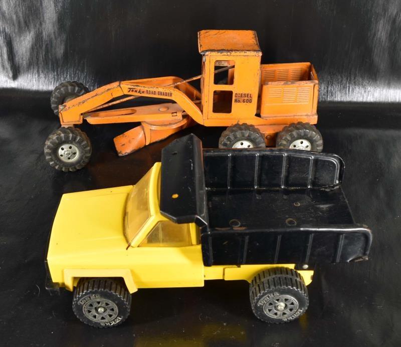 Vintage Tonka Grader And Dump Truck (1 of 8)