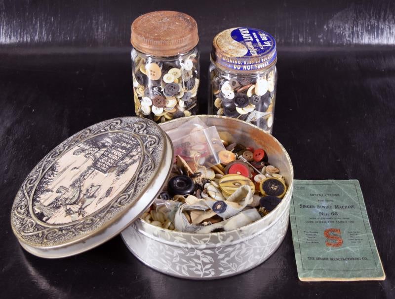 Group Of Vintage Buttons (1 of 1)