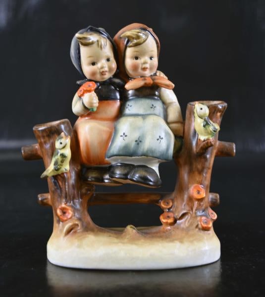 Hummel Coquettes #179 Tmk 1 (1 of 5)