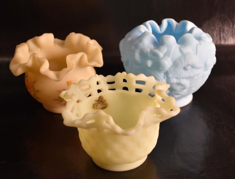 Fenton Custard Glass Bowls (1 of 6)