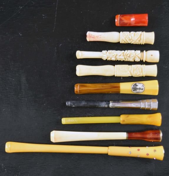Collection Of Vintage Cigarette Holders: Featuring Celluloid Cigarette Holders Measuring From 1 1/4" To 6" Long. Condition Is Good On All Items With No Chips, Nicks Or Cracks.