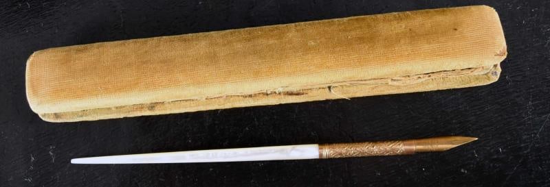 Mother Of Pearl & Gold Filled Dip Pen: Featuring A Leroy W Fairchild Mother Of Pearl And Gold Filled Antique Dip Pen. Measuring 7" Long, In Very Good Condition, With The Original Case. The Case Is Separated And In Rough Condition.
