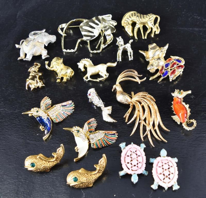 Group Of Contemporary Animal Brooches Or Pins (1 of 5)