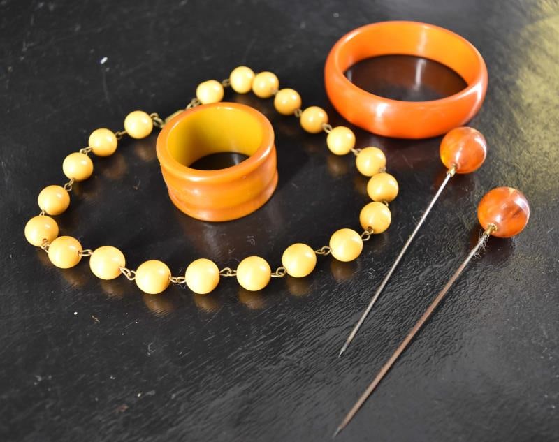 Bakelite Hat Pin, Bangle, Necklace & Napkin Ring (1 of 3)