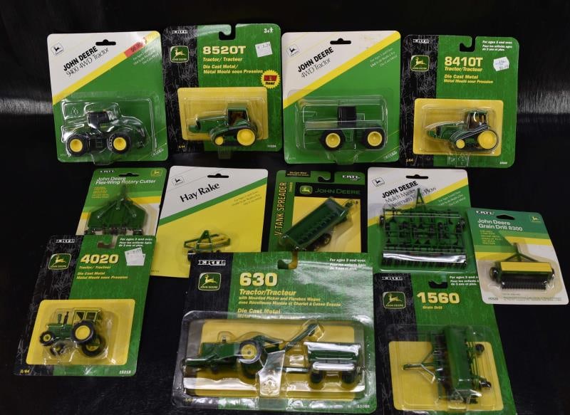Ertl John Deer Tractors & Accessories 1/64 Diecast (1 of 6)