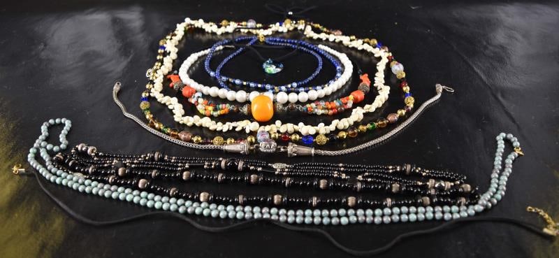Group Of Vintage And Contemporary Necklaces (1 of 4)