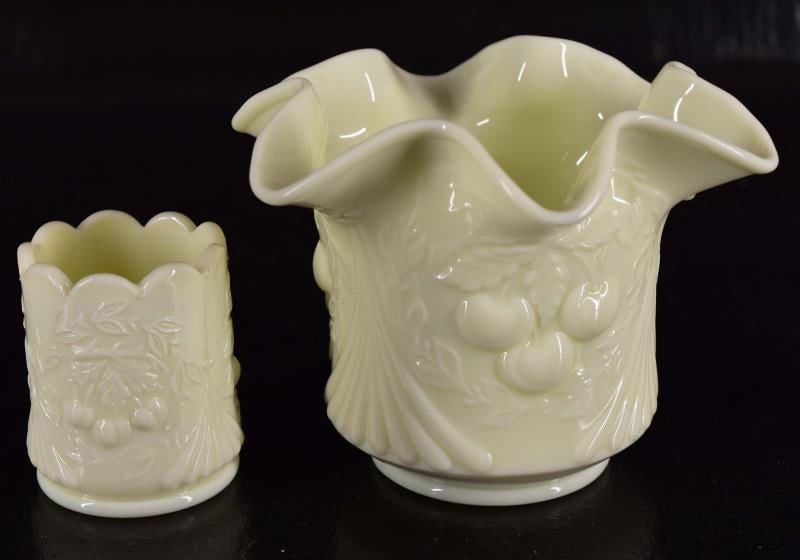 Summit Wreathed Cherry Uranium Custard Glass (1 of 6)