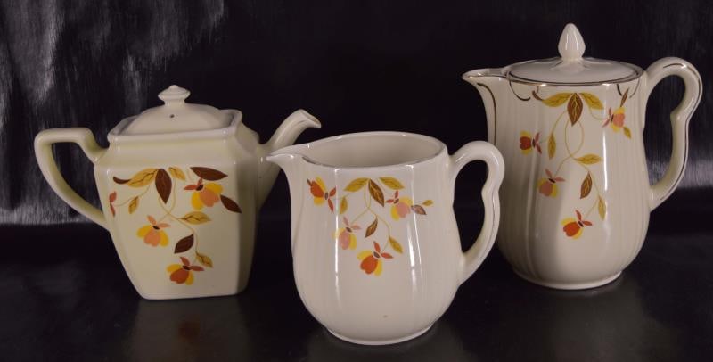 Three Hall Autumn Leaf Tea & Coffee Pot & Pitcher (1 of 8)