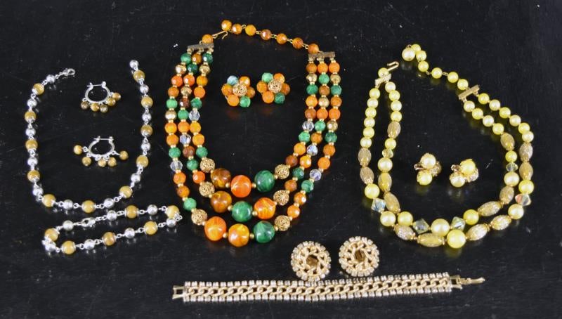 Four Sets Of Vintage Necklaces & Earrings (1 of 8)