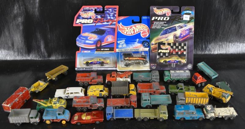 Twenty Two Match Box Lesney Toy Vehicles (1 of 6)