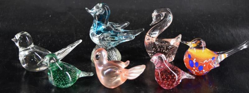 Seven Glass Bird Paperweights Or Figurines (1 of 5)