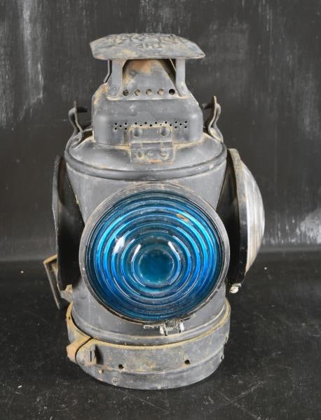 Adlake Non-sweating Caboose Lantern (1 of 7)