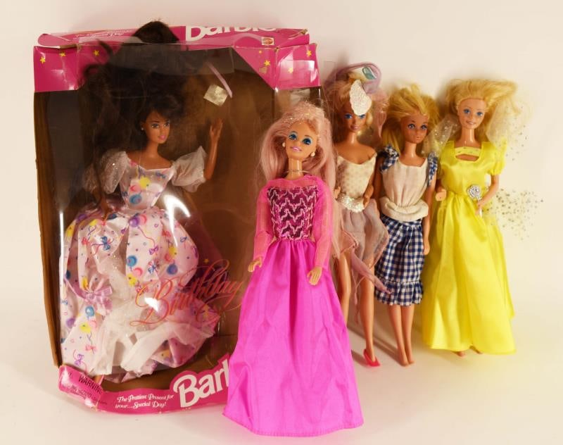 Group Of Vintage Barbies (1 of 3)