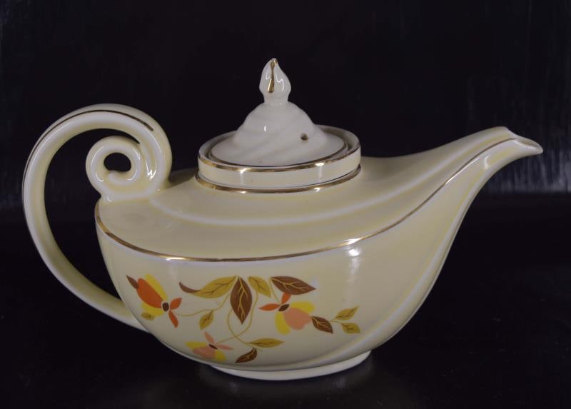 Hall Autumn Leaf Aladdin Teapot With Insert (1 of 8)