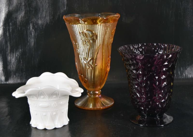 Three Vintage Glass Vases (1 of 8)