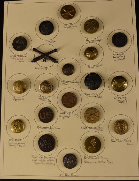 Group Of Military Buttons And Collar Discs (1 of 17)