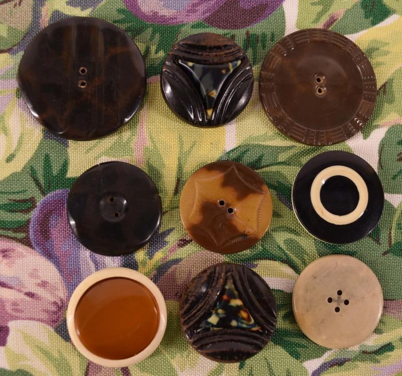 Group Of Nine Celluloid Tight Top Buttons (1 of 4)