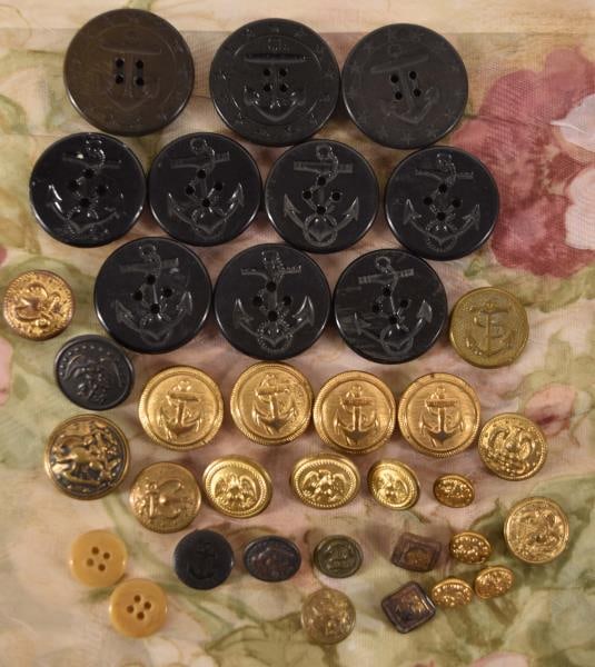 Group Of Navy & Army Uniform Buttons (1 of 5)