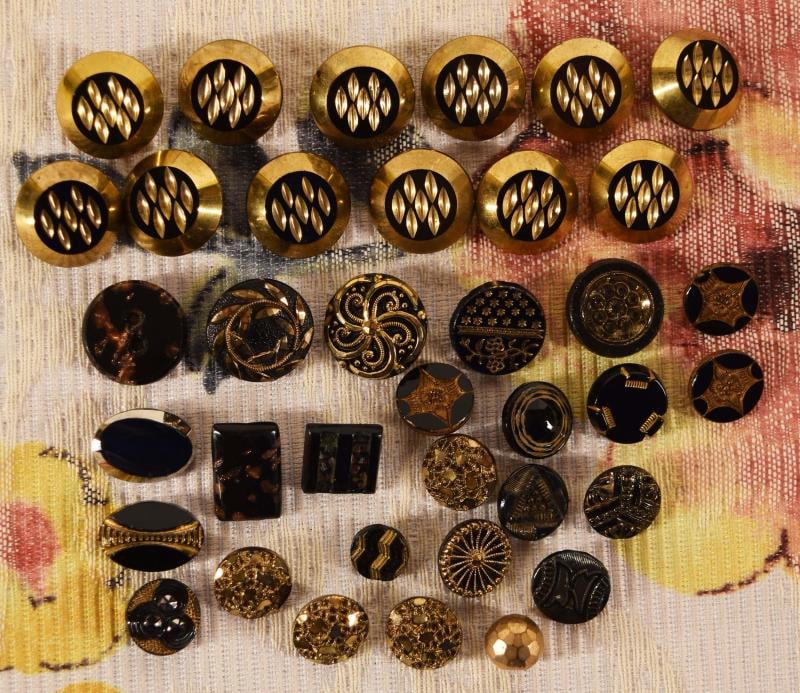 Black Glass And Gold Gilt Buttons: Featuring A Group Of Thirty Six Black Glass With Gold Gilt Buttons, Measuring Between Just Over 3/8" To Over 3/4". All Are National Buttons Society Small And Medium.