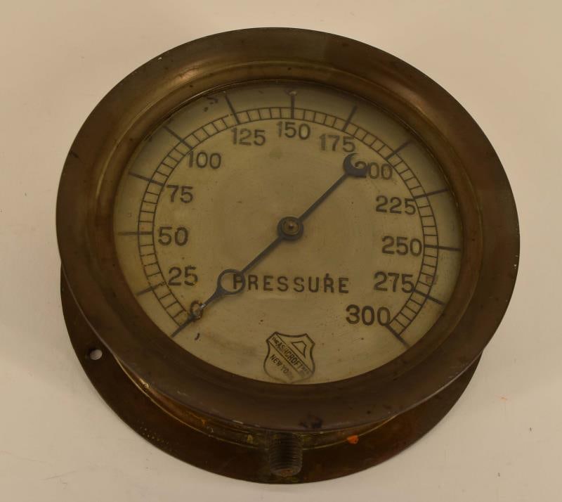 Vintage Ashcroft Steam Pressure Gauge (1 of 3)