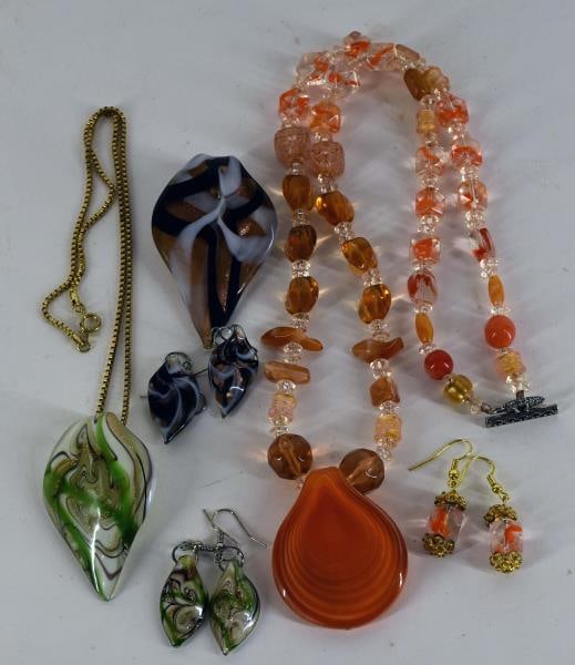 Contemporary Art Glass Necklace And Earring Sets (1 of 5)
