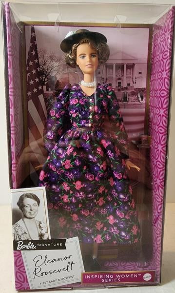 Barbie Inspiring Women Eleanor Roosevelt Doll (1 of 7)