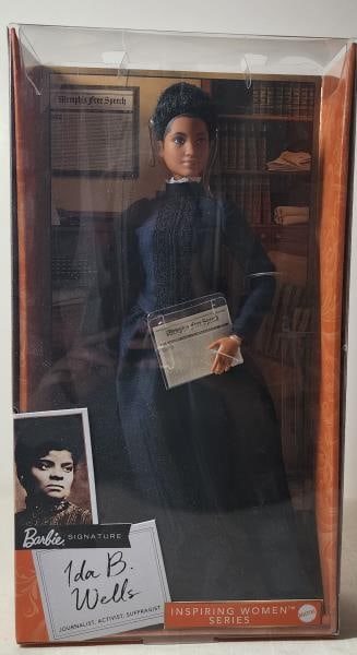 Barbie Inspiring Women Ida B. Wells Doll (1 of 7)