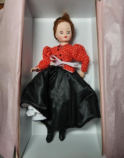 Madame Alexander 1889 La Goulue Moulin Rouge (1 of 10)