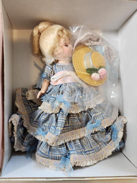 Madame Alexander Flora Mcflimsey Doll: Featuring The Madame Alexander Flora Mcflimsey 8" Doll, #46465, In The Original Box With Tag.